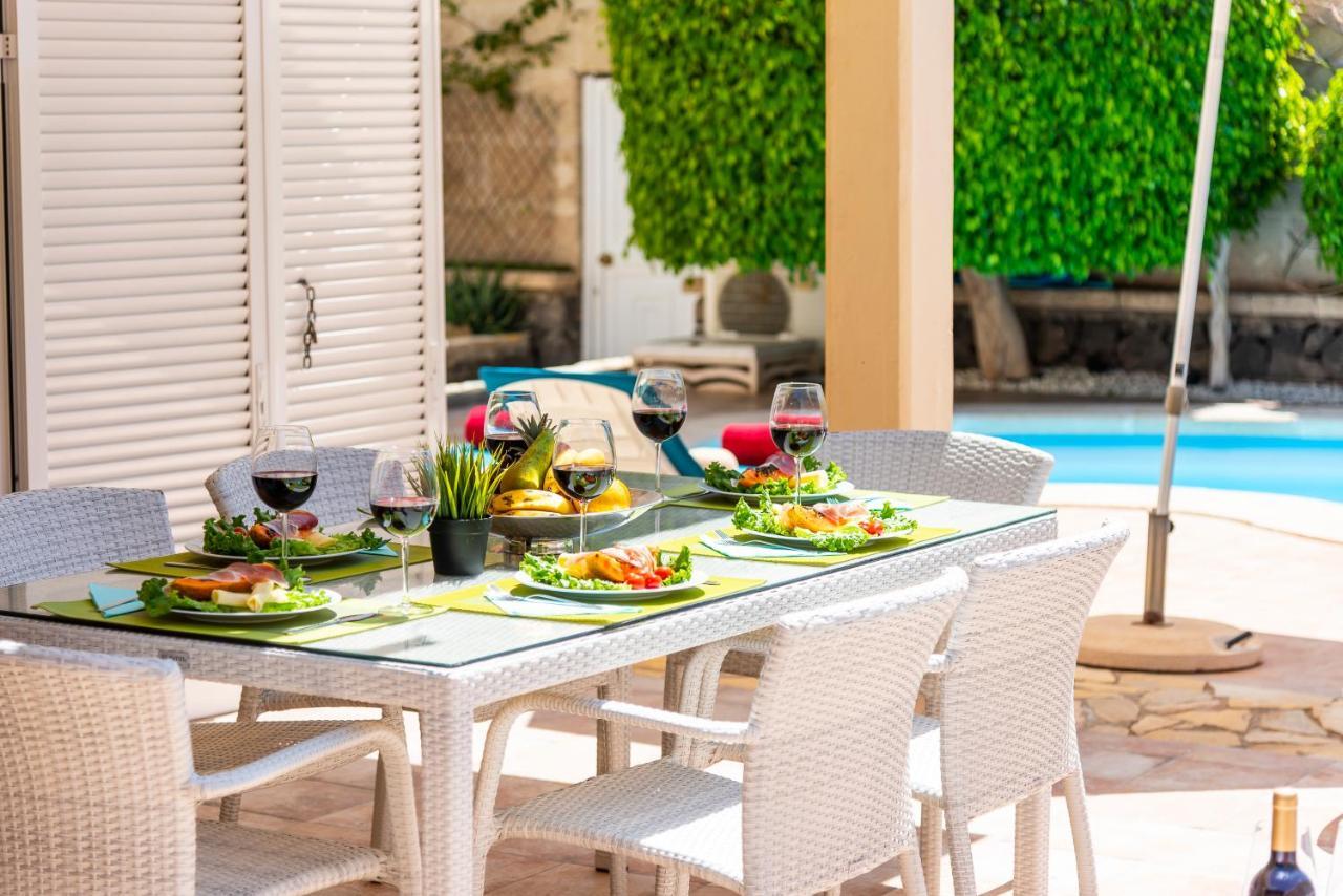 Beautiful Villa Anna With Heated Pool Costa Adeje  Exteriér fotografie
