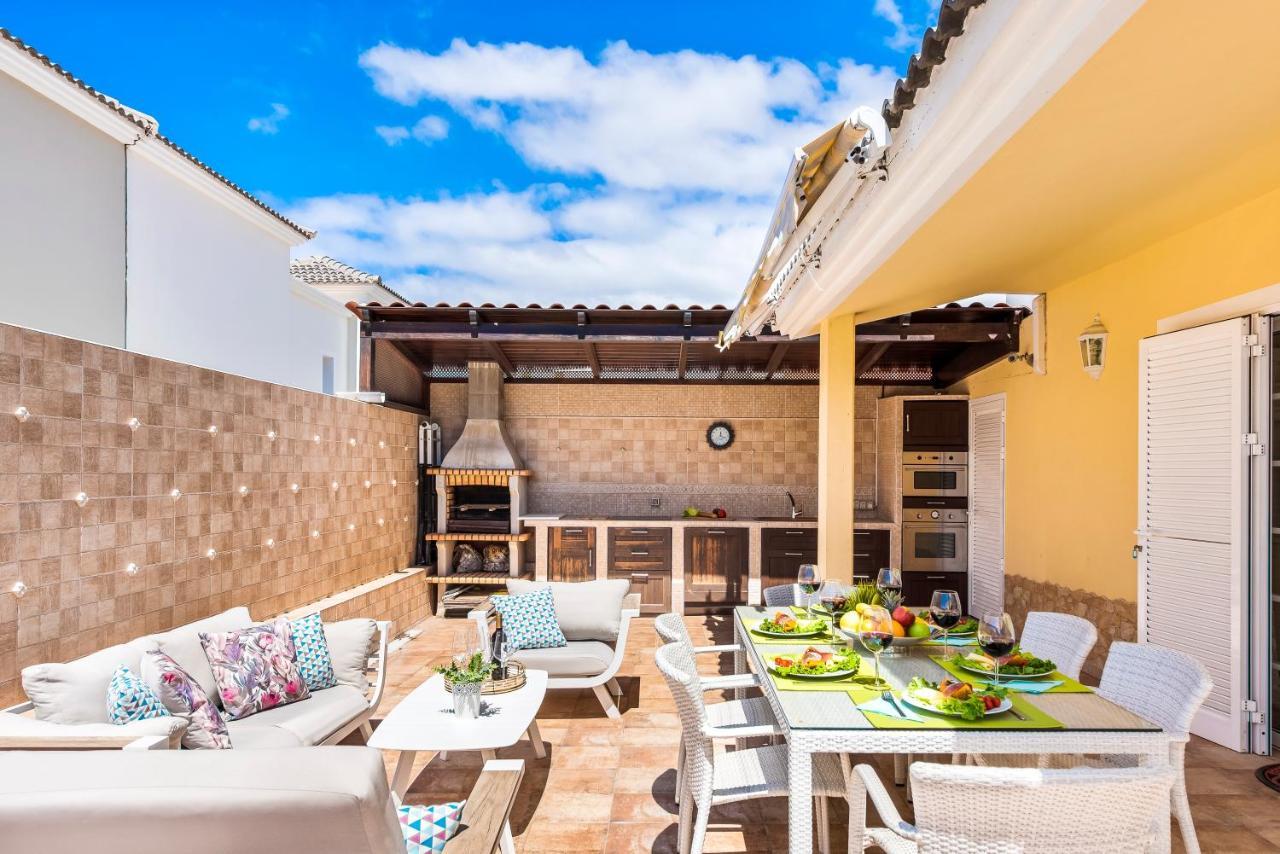 Beautiful Villa Anna With Heated Pool Costa Adeje  Exteriér fotografie
